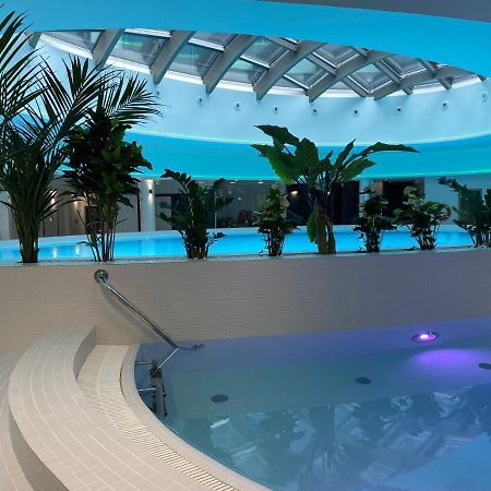 Miodowy Apartament W Hanza Tower -Sauna&Pool Szczecin Extérieur photo