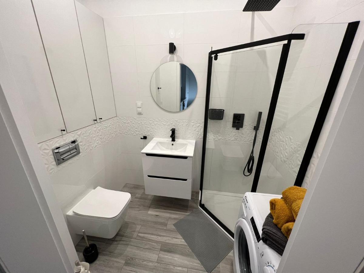Miodowy Apartament W Hanza Tower -Sauna&Pool Szczecin Extérieur photo